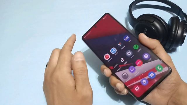 جديد التحديثات ونصيحتي ليك قبل شراء سامسونج m52 5G _ جديد android update abo rody tech 2022 смотреть онлайн