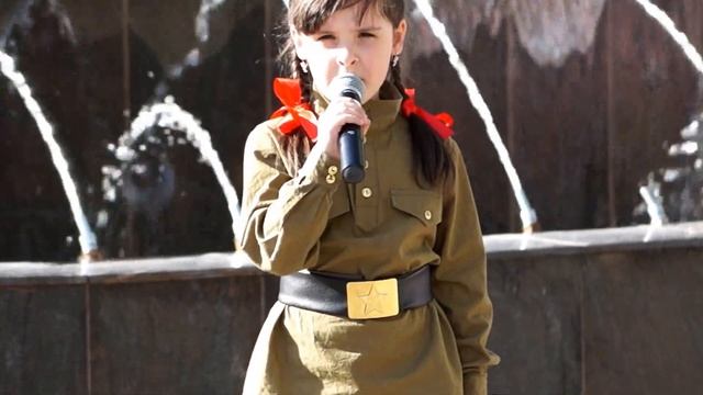 Даша Марвина - Прадедушка_Жулебино_Ветеранский Дворик 09,05,2015 смотреть онлайн