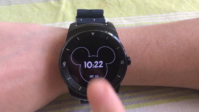 Mickey Mouse WatchFace for Android Wear смотреть онлайн