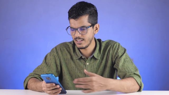 Motorola E7 Plus Unboxing & Intial impressions! Clean Android UI but with sacrifices? смотреть онлайн