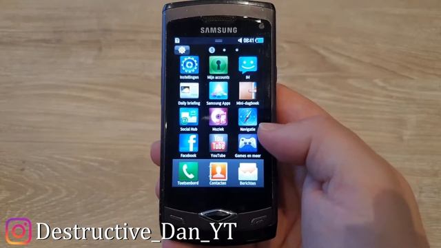 My Samsung Wave S8500 and it's OS! смотреть онлайн