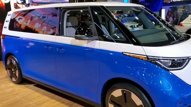 The Performance Microbus! 2024 Wolksvagen Id Buzz смотреть онлайн