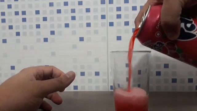 Só no random: Fanta cereja, fanta sabores. смотреть онлайн