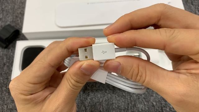Có gì trong hộp Apple watch series 5 thép đen смотреть онлайн