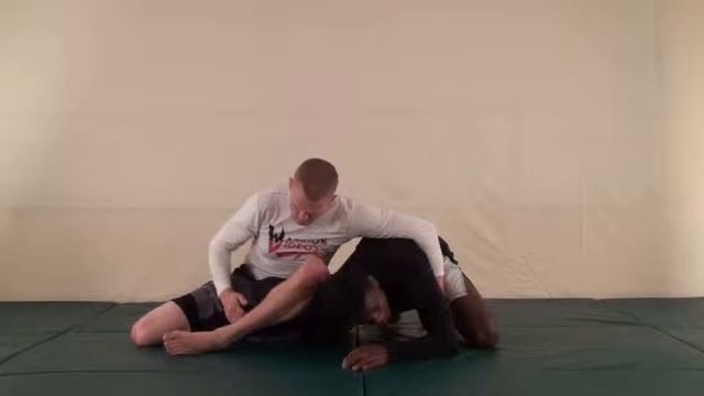 Core Submissions Defense Приемы MMA обучение DIN THOMAS. Борьба в партере, болевые приемы. смотреть онлайн