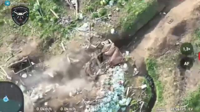 ⚡️СВО 18+ Разведчики 20-й мсд сражаются с врагом вблизи Красногоровки смотреть онлайн