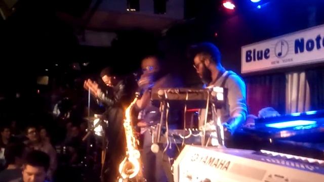 Kanye west,lupe,mos def at blue notes смотреть онлайн