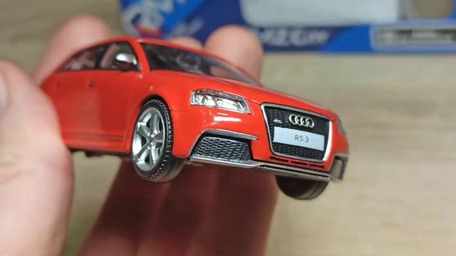 Audi RS3 II(III)'2008 ('2011) Sportback 5doors. 1-43 RMZ City (Uni-Fortune).+