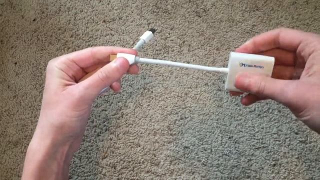 Quick Look @ Apple and Cable Matters Thunderbolt to DVI adapters. смотреть онлайн
