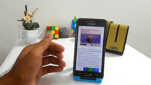 ¿Qué Hacer si mi Celular Tiene la Pantalla en Blanco? смотреть онлайн