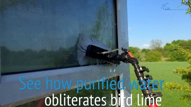Removing bird lime with purified water смотреть онлайн