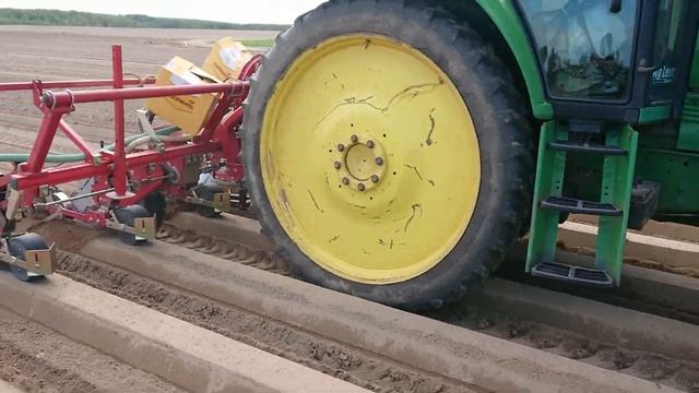 DokaGene Высадка моркови сеялкой Agricola. смотреть онлайн