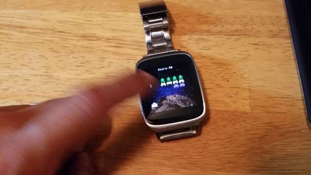 Invaders for Android Wear смотреть онлайн
