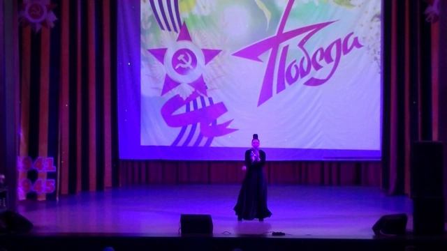 Любовь Труфанова - выступление на 9 мая 2024 года в Ефремове смотреть онлайн