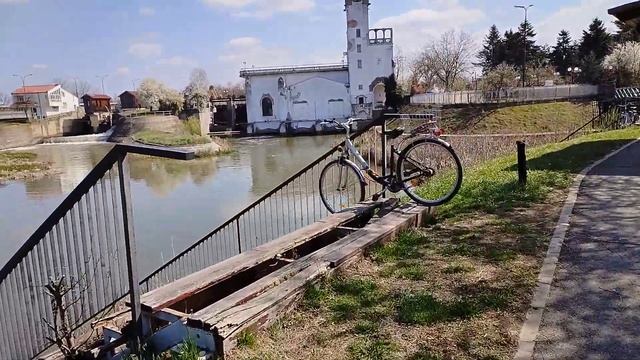 Huawei nova 9 SE, Video Sample (Stabilisation) смотреть онлайн