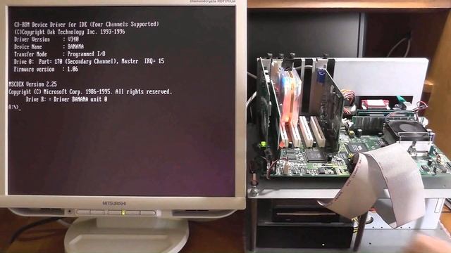 Test install of the Windows Chicago Build 311 on a retro motherboard смотреть онлайн