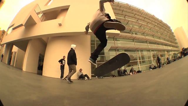 MACBA DAZED CRISTIAN VANNELLA смотреть онлайн