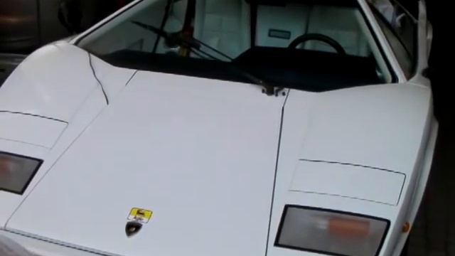 カウンタックＬＰ５０００ＱＶのエンジン音 смотреть онлайн