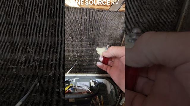 RV AC Coil Cleaner #rv #rvlife #rvliving #tips #vanlife #rvtips #rvhacks #rvtipsandtricks #sub #fyp смотреть онлайн