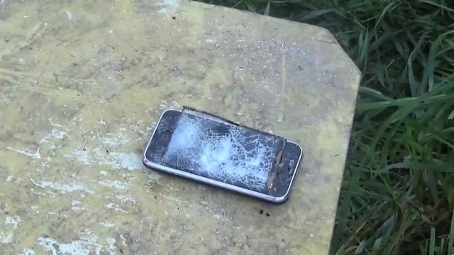 Islamic radical vs. Iphone 3GS and Apple headphones смотреть онлайн