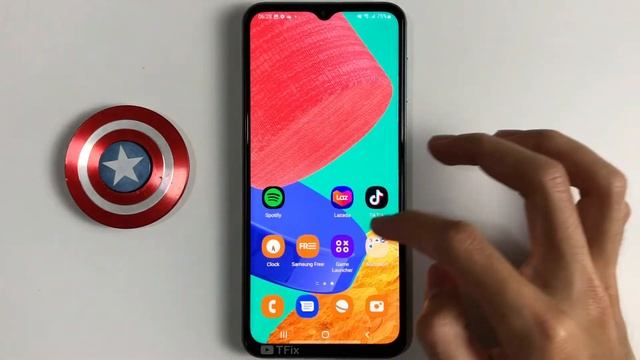How to change the Color Palette on Samsung M33 5G Android 12 смотреть онлайн