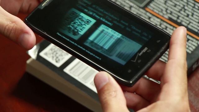 Scanning Bar Codes on Motorola Androids : Important Android Tips смотреть онлайн