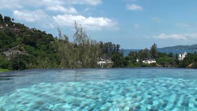 Варя на море