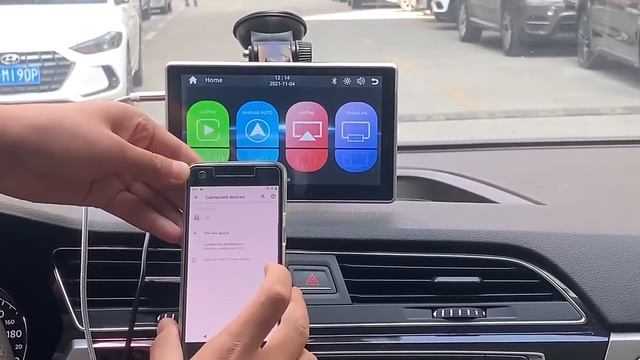 7 Inch Touch Screen Portable Wireless Apple CarPlay Wireless Android Auto Multimedia Bluetooth