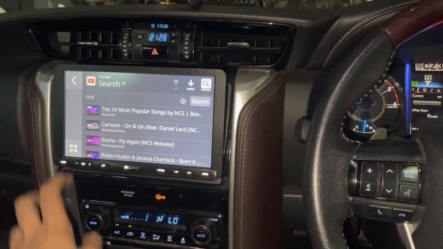 Sony 9 inch stereo with apple CarPlay and android auto смотреть онлайн