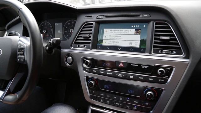 Taking a spin in the first car with Android Auto смотреть онлайн