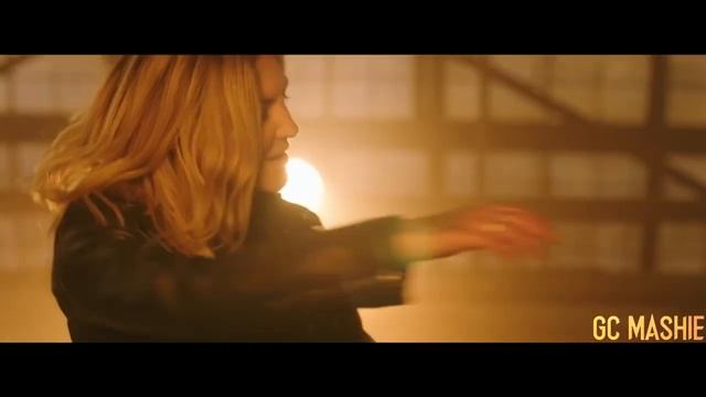 Ariana Grande, Julia Michaels - breathin in this place (Mashup) [MV] смотреть онлайн