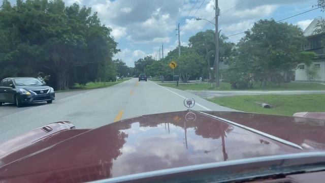 1975 Cadillac Eldorado смотреть онлайн