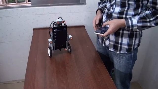 Android Two Wheel Balancing Robot Balancing Test смотреть онлайн