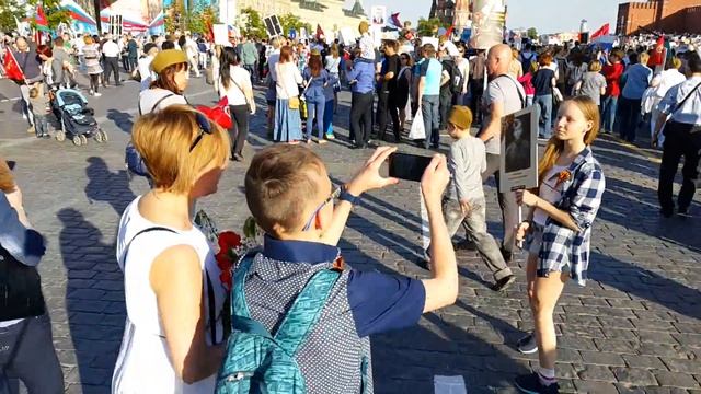 Бессмертный полк. Москва 2016. 3(9) смотреть онлайн