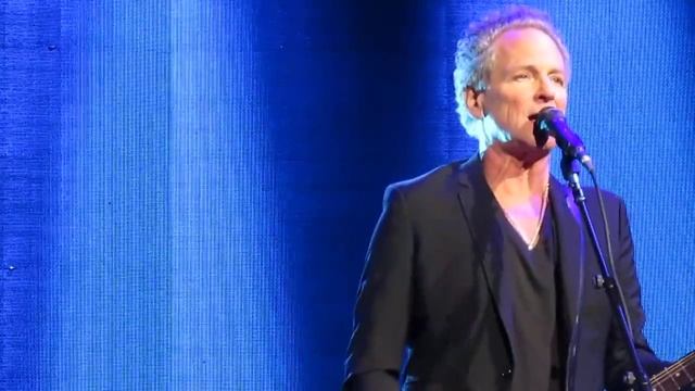 Fleetwood Mac - The Chain - Boston Garden, October 10, 2014 смотреть онлайн