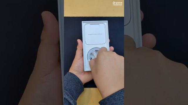 Apple iPhone 12 Black Color Unboxing and First Look смотреть онлайн