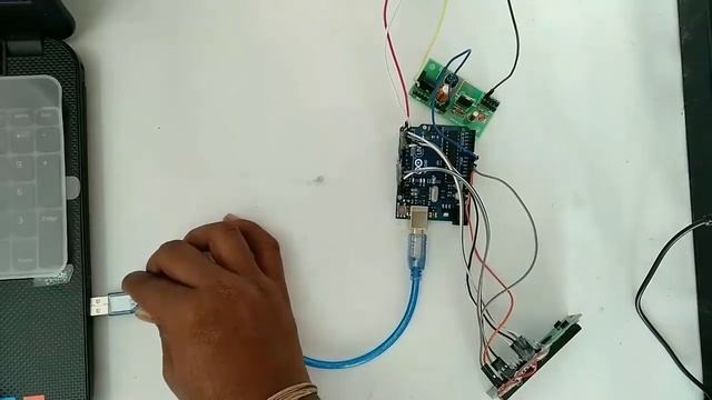 #24 Bluetooth HC05 with Arduino uno смотреть онлайн