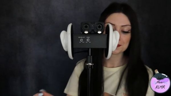 ASMR - 3dio Tapping Breathy Whispers -  Rain against my window