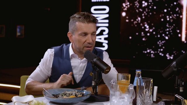 Мукбанг на новое меню ресторана М1. смотреть онлайн