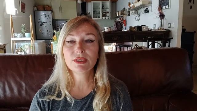 Кто во что верит, то и получает. Поход к докторам. Клопы в Париже. Повышение цен и другие новости. смотреть онлайн