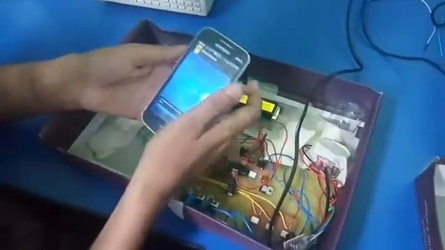 Smart Home Automation System controlled by Android Mobile via Bluetooth смотреть онлайн