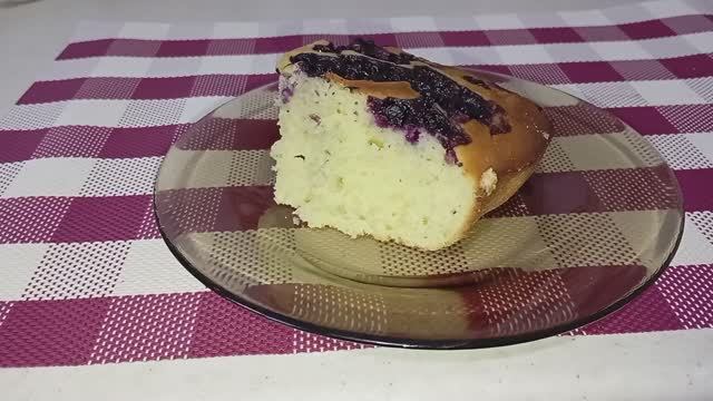 МАННИК с Черникой. Вкусный домашний пирог! смотреть онлайн