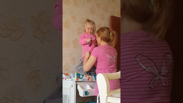 Одеваем на прогулку смотреть онлайн