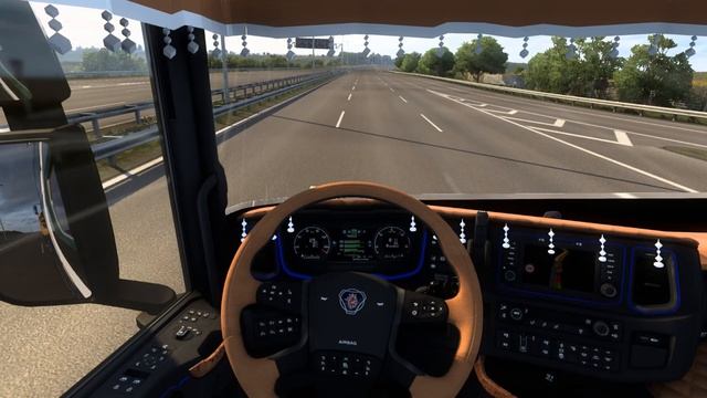 ETS2: (1.43) Mods [Trucks]: Scania R500 Next Gen Reputed Garage [4K] Gameplay смотреть онлайн