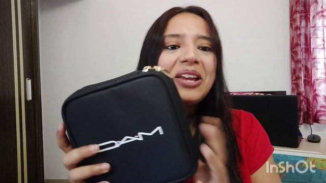 MAC India Haul Free Travel Box Glitter Mirror and Powder Kiss Lipsticks смотреть онлайн