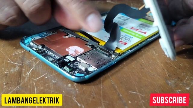 Tutorial Mengganti Baterai tanam pada HP Android - Xiaomi Mi A2/ Redmi 6x смотреть онлайн