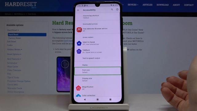 How to Activate TalkBack option on MOTOROLA One Zoom - Android Voice Assistant Feature смотреть онлайн