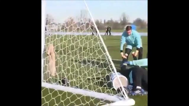 Michail Antonio / Fail in training / Фэйл на тренировке / Мичел Антонио смотреть онлайн