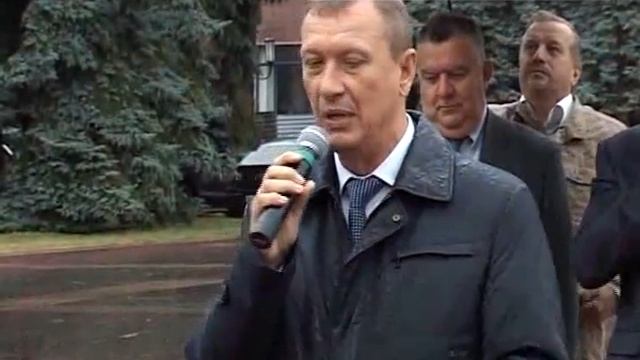 Вручение школьных автобусов. Брянск, 30.08.13г. смотреть онлайн