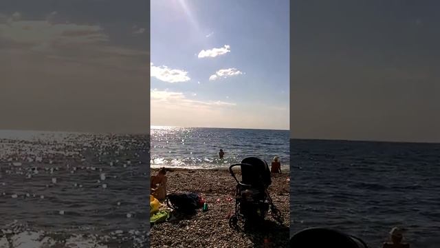 На пляже 25 августа 2015 г. смотреть онлайн